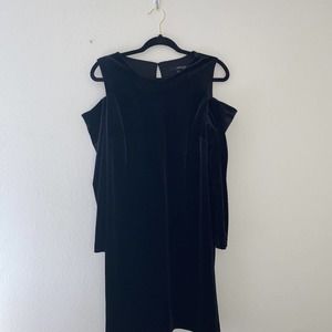 Studio One New York Women’s Black Velvet dress with cold shoulders/size 12